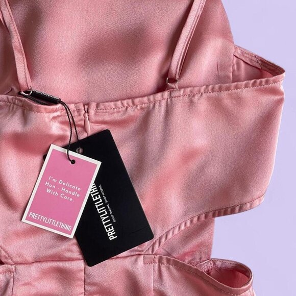 PrettyLittleThing Pink Satin Mini Dress NWT Size 6 Y2K Coquette Style - Picture 4 of 7